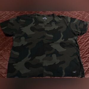 Hollister Men’s Camo Crew Tee - Olive & Black